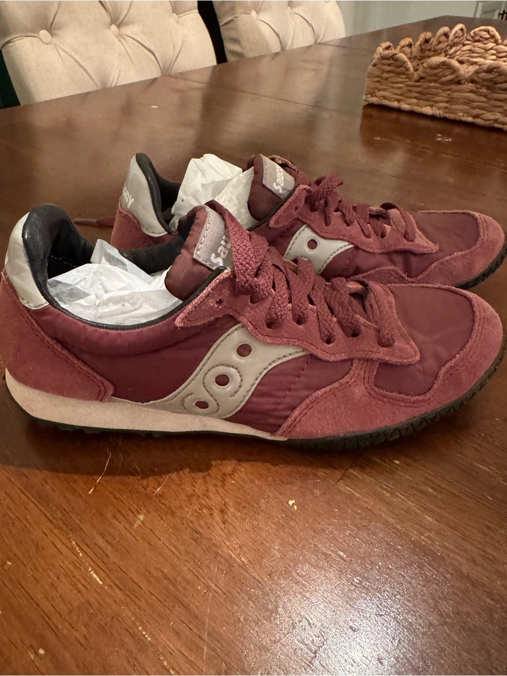 Saucony Maroon and White Racer 80 Low-Profile Retro Sneakers Size 7 - Picture 2 of 5